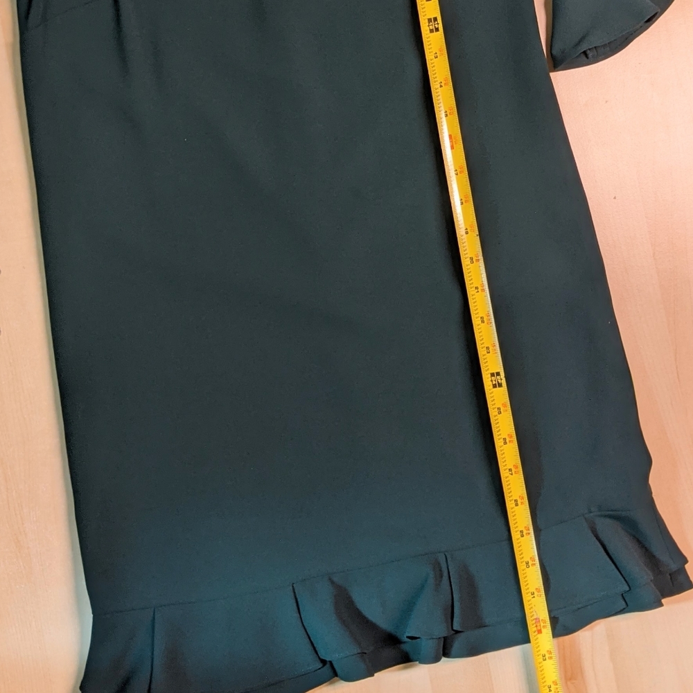 Cece by Cynthia Steffe Flared Sleeve Ruffle Hem 2P - Picture 6 of 8